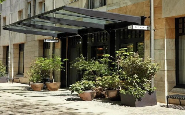 hotelImage