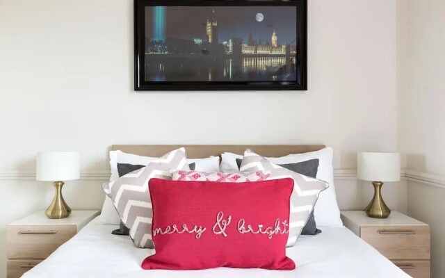 Luxurious Hammersmith Apartment