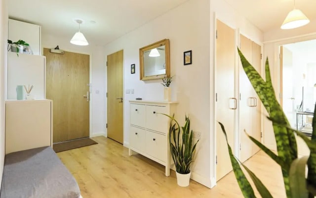 The Queensland Sanctuary - Trendy 2bdr Flat With Terrace