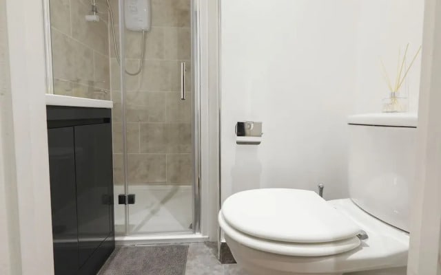 Central London Apt in Warren Street