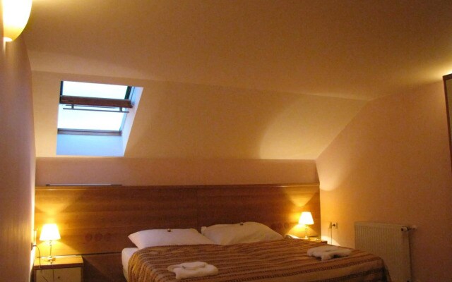 Residence Select