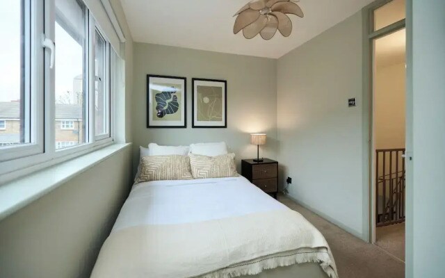 Poplar Garden Townhouse