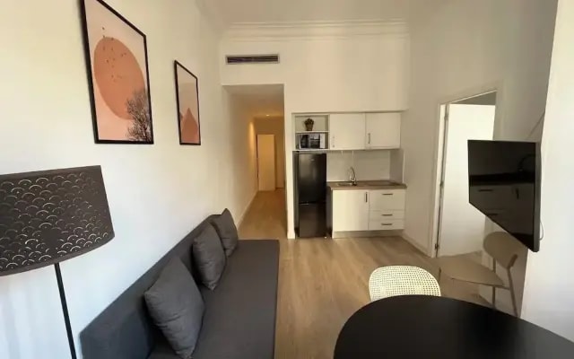 Apartamentos Express by gaiarooms