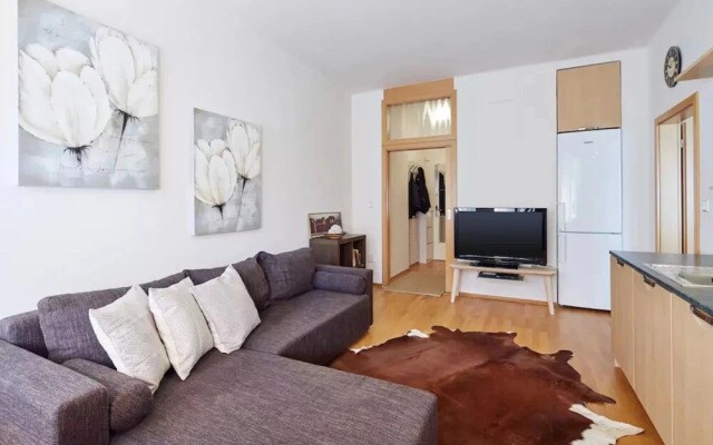 Beautiful Apartment in Prague center