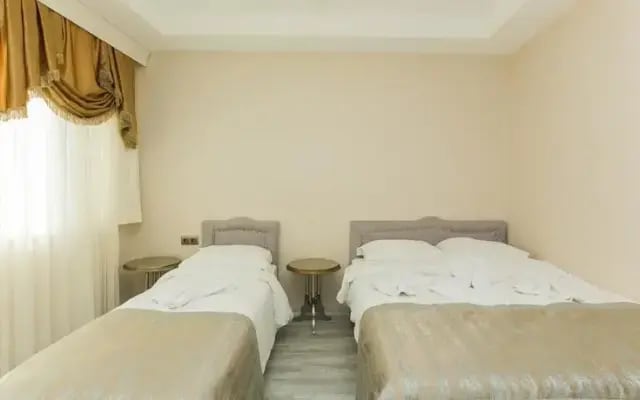 Sweet Suite Hotel