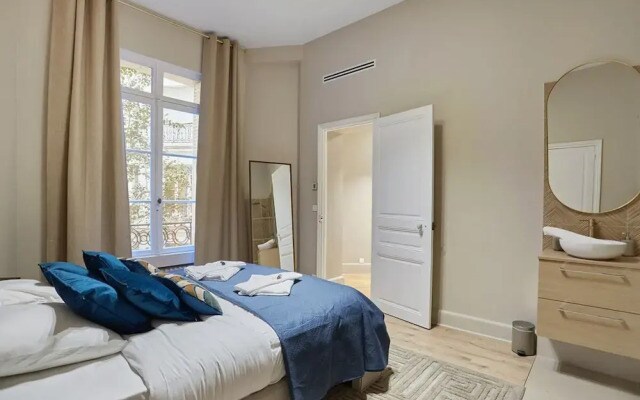 Superb Apartment Arc de Triomphe/ Trocadero