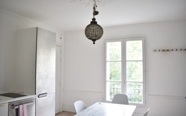 Flat on Quai de Valmy