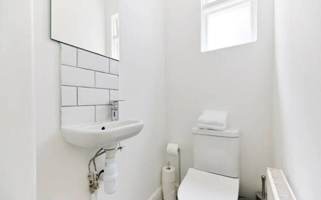 The Fulham Escape - Alluring 5BDR Flat