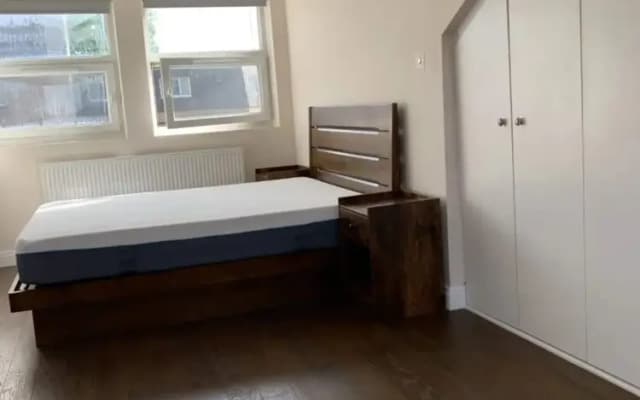 Spacious and Bright 2 Bedroom Flat in Maida Vale