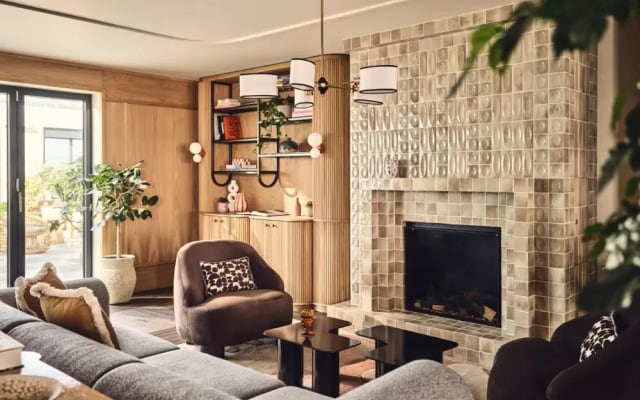 Elegant Two-bedroom Flat With a Spacious Balcony