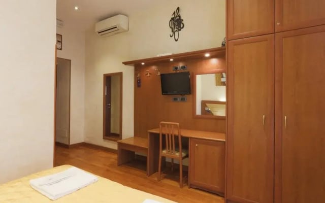 Dem Guesthouse