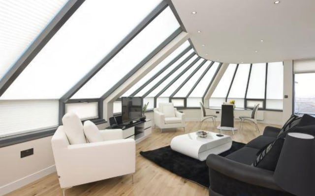 Chelsea Bridge Apartments