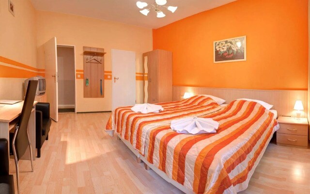 Hotel-Pension Am Savignyplatz