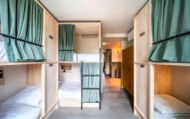 Amigo Hotel