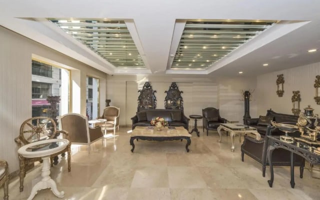 Escardin Hotel