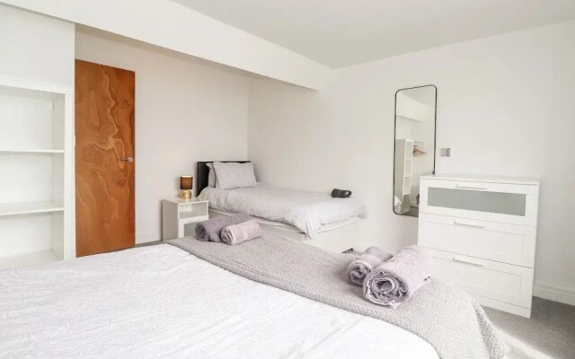 8 Seaview @ Bridlington Bay