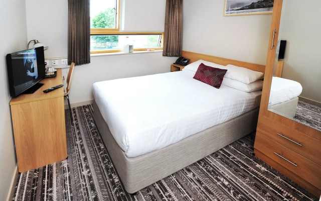 Lancaster Hotel