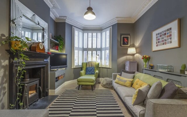 Homely Chic