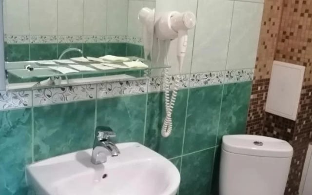 Дом Гостеев