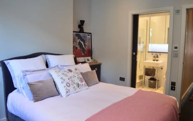 Architecturally Designed Garden Flat