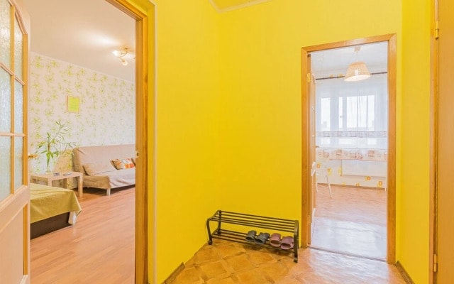 FlatHome24 on Prospekt Bolshevikov 9