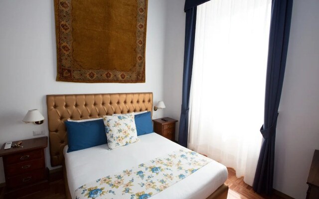 Ad2015 Guest House