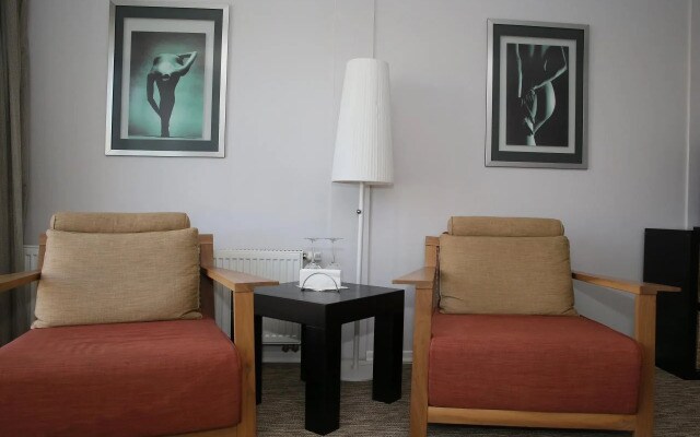 Royal Beach Hotel