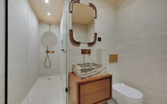 Apartment With 4 Rooms for 8 People