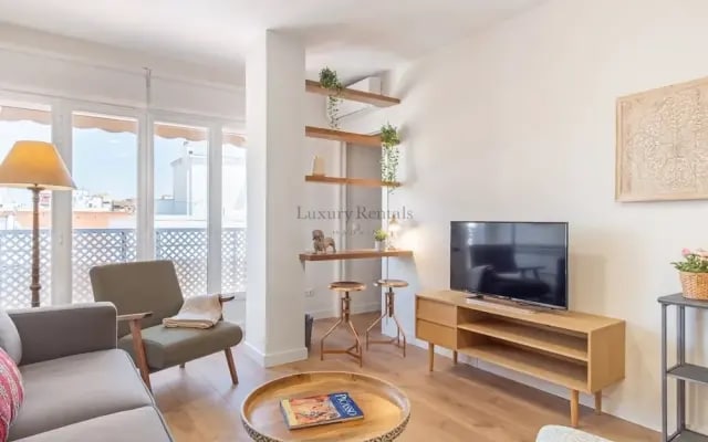 Apartment for 4 in Chamberi ( Plaza Olavide II )