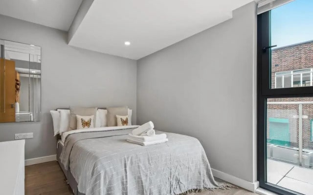 Hoxton Apartments by Mysquare