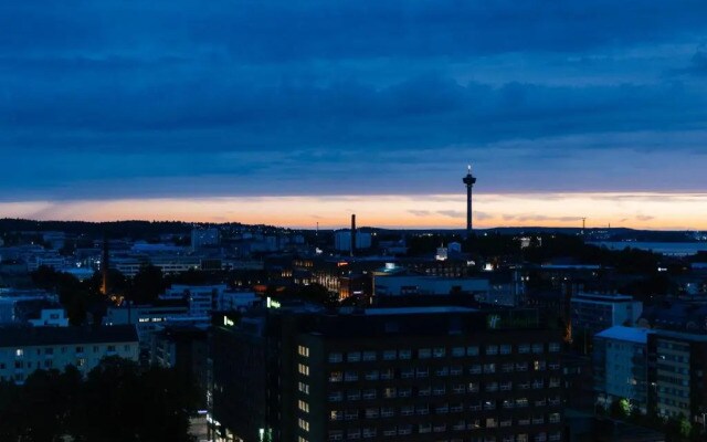 Huoneisto Tampereen paraatipaikalla. 14. kerros.