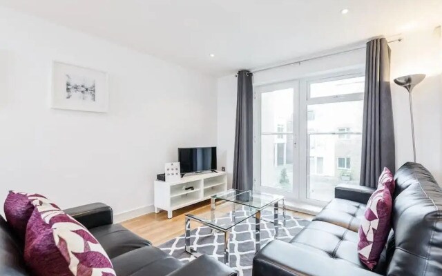 Roomspace Serviced Apartments - Abbot's Yard