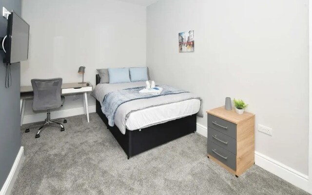 Townhouse @ Bucknall New Road Stoke