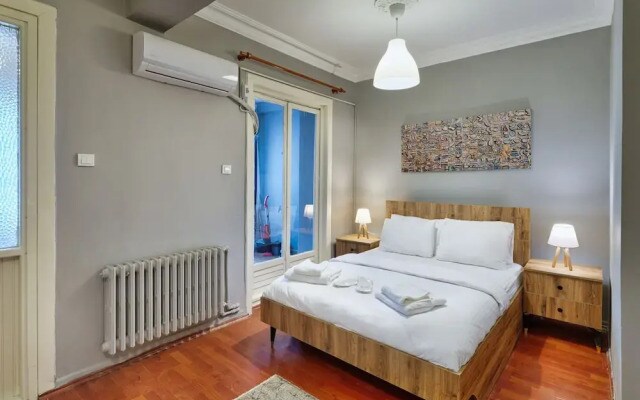 Marvelous Bright 4BR Ap in Taksim Square
