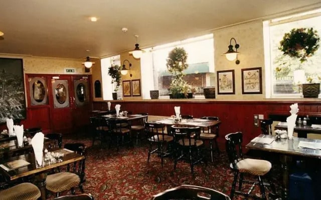 Central Hotel