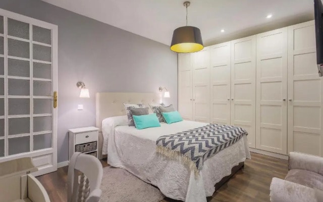 Serrano Excellent, by Presidence Rentals