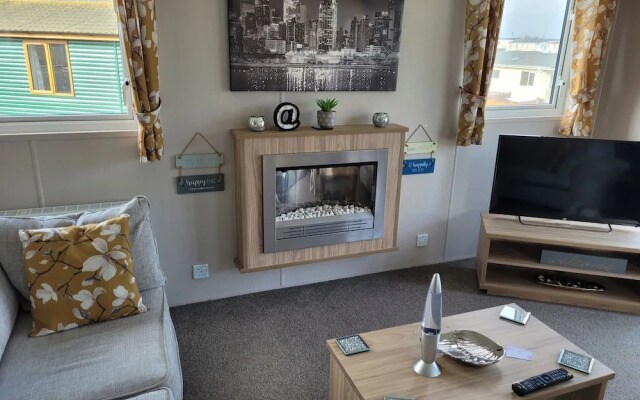 Remarkable 3-bed House in Hull
