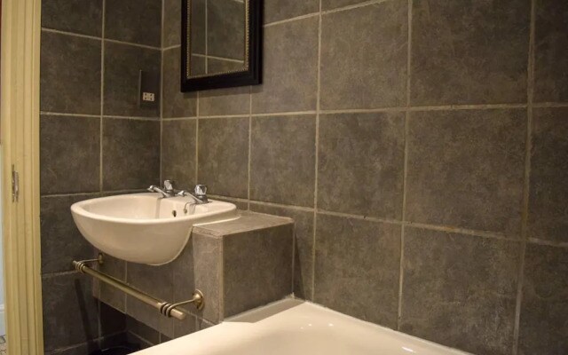 Stylish 1 Bedroom Flat In Aldgate