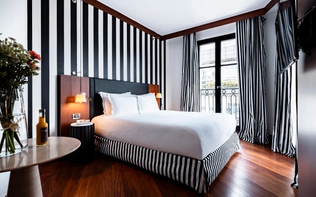 Grand Hotel Champs-Elysees