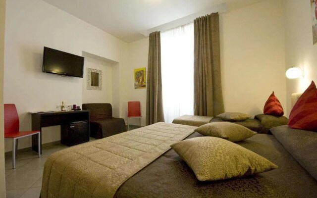 Ara Pacis Inn