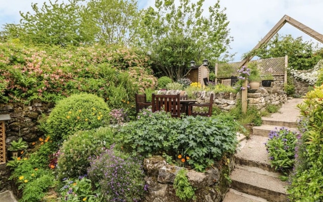 Sundial Cottage