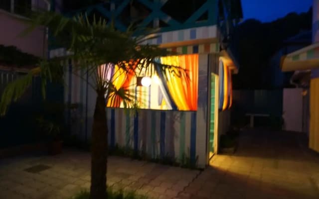 Uyut Guest House