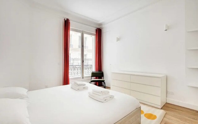 Chic Flat With Garden Terrace -4br/12p - Trocadero