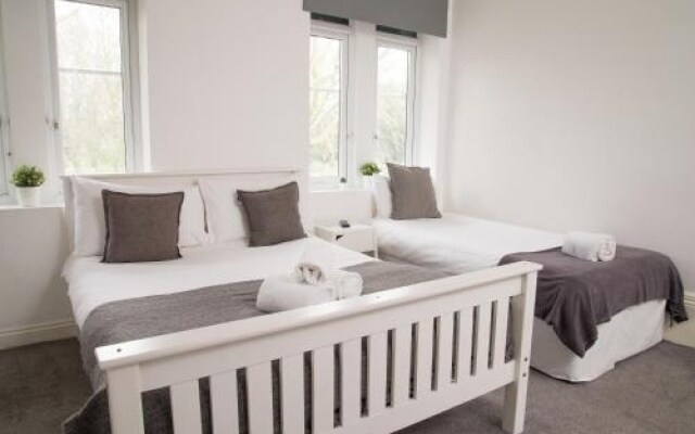 30 Beckenham Studios