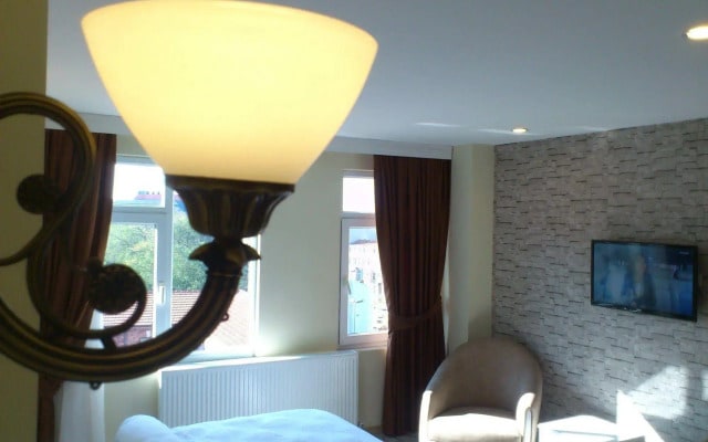 Pera Main Hotel
