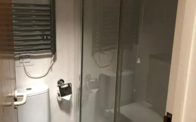 Modern Apartment in Trendy Dalston