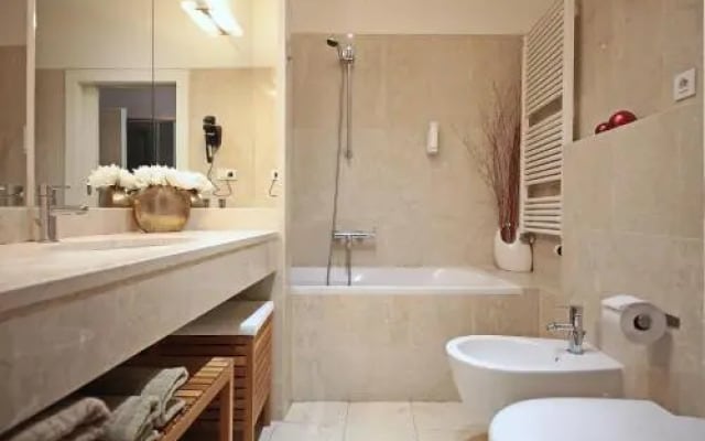 MyHouse Apartments