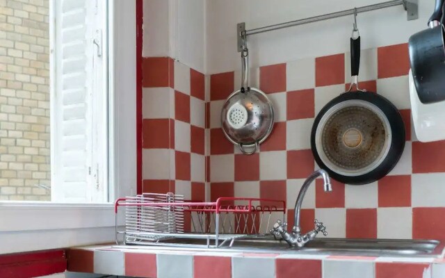 Charming Bright Apartment at Montparnasse