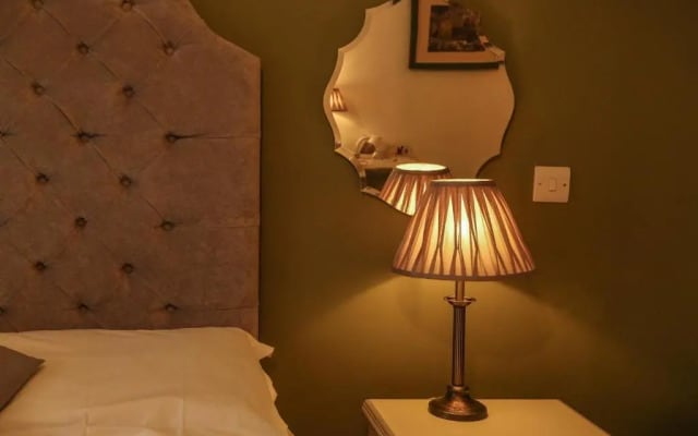 The Garrison Hotel