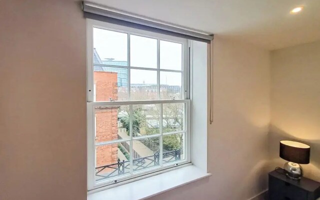 Modern 2 Bedroom 2 Bathroom Apartment